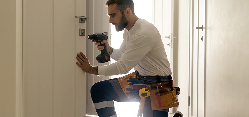 Mailbox Lock Installation Expert in Corte Madera, California